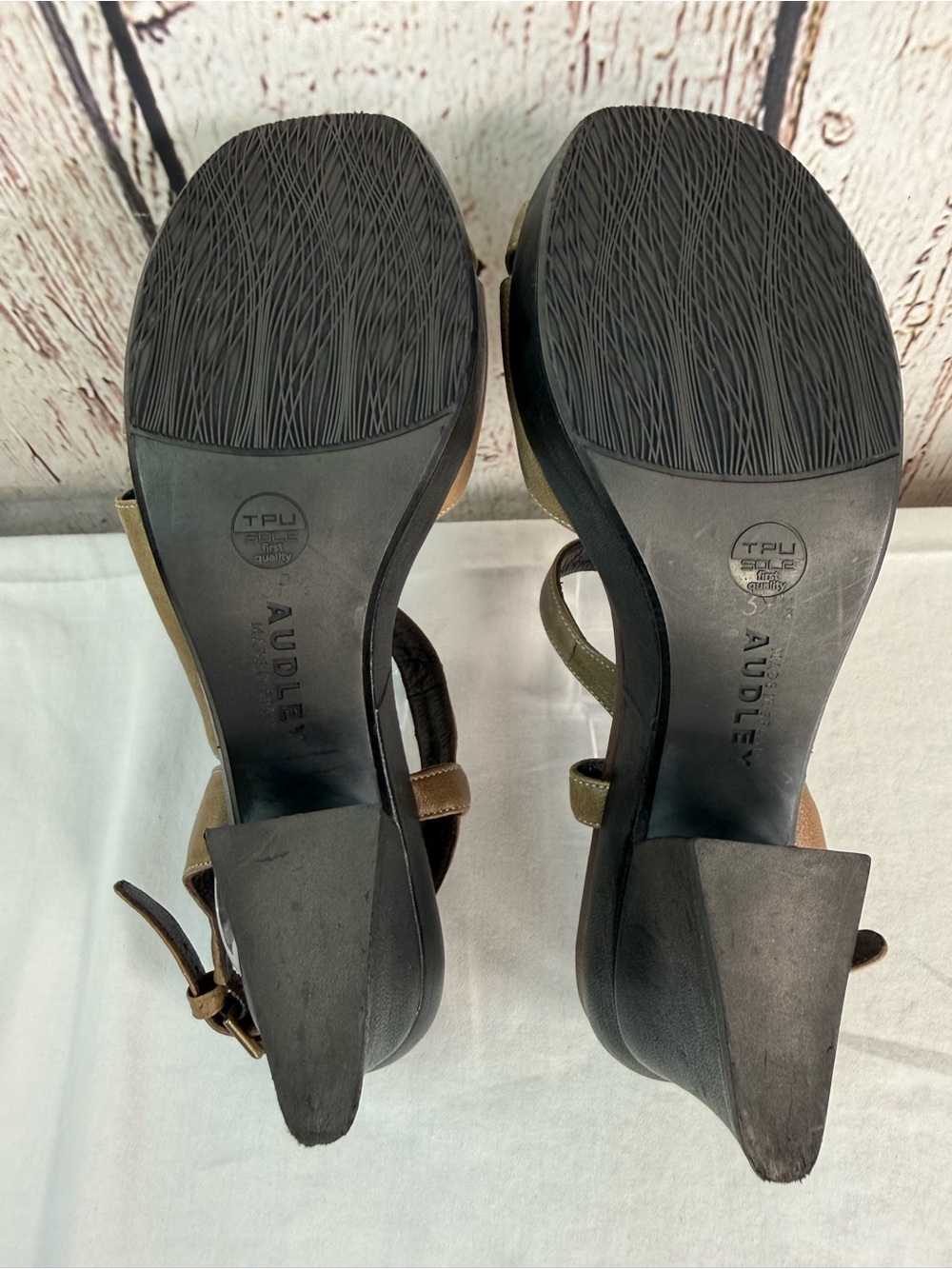 Audley London Leather Strappy Heeled Modern Sandals Made in Spain Size 39.5 EU - Picture 15 of 16